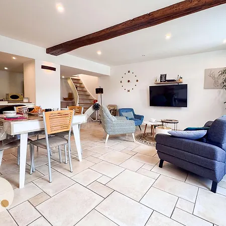 בית נופש Tranquiloue - Maison Familiale Pres Du Puydufou